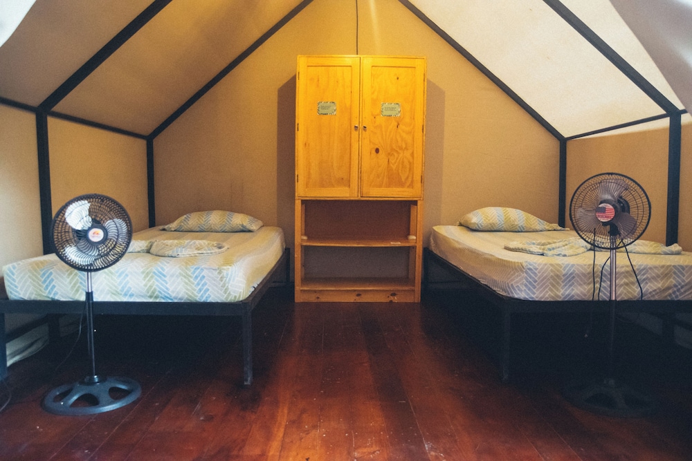 Habitat Surf Glamp