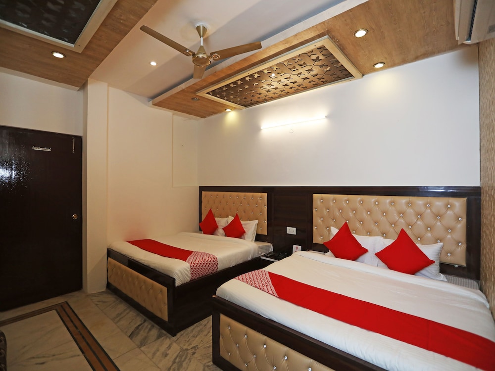 OYO 19820 Hotel Aanandan Residency view 3