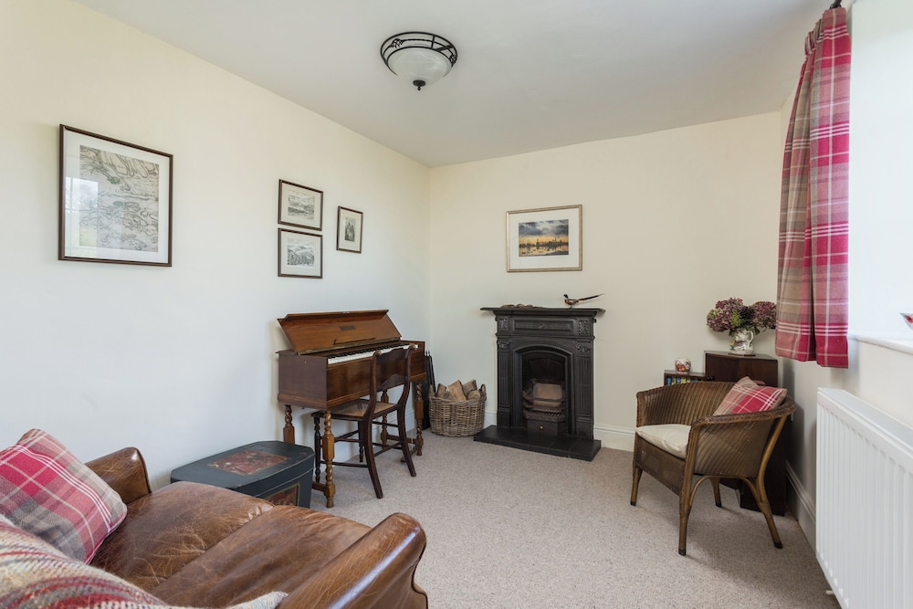 Stunning 3 Bedroom Cottage Near Historic York