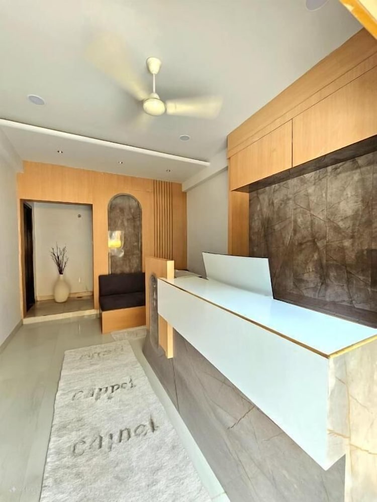 The Sky Comfort Hotel Brahm Sambandh