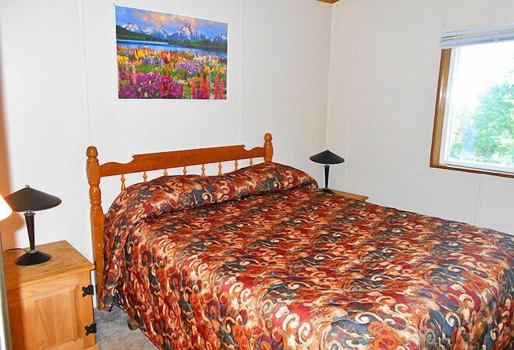 Whaler's Rest RV & Camping Resort
