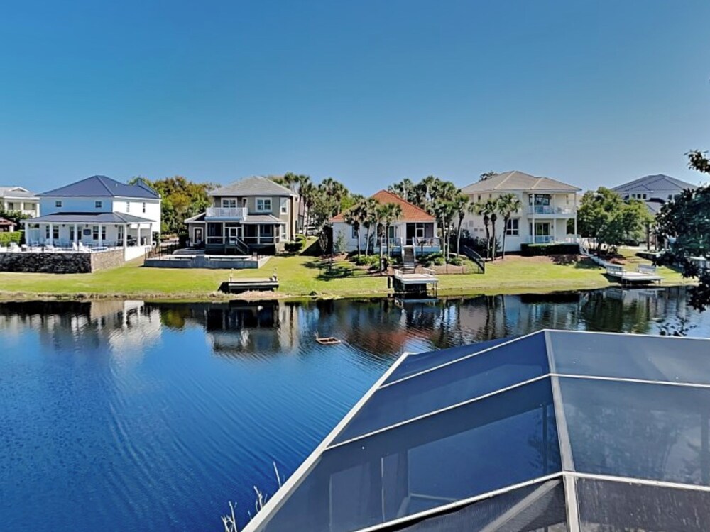 Destiny's Paradise by Southern Vacation Rentals