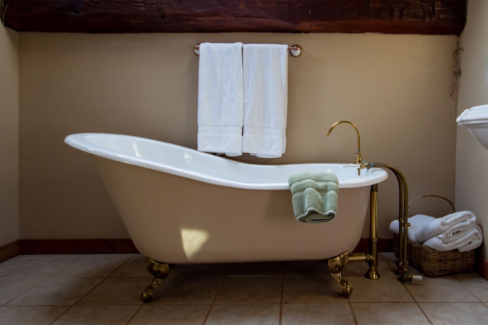 Saint Huberts Lodge