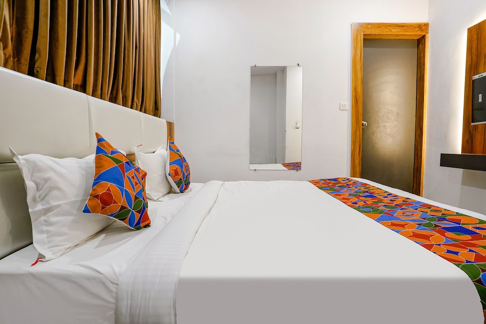 Fabhotel Prime Dumas