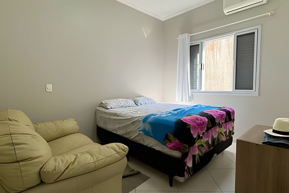 Casa com piscina em Bertioga 1