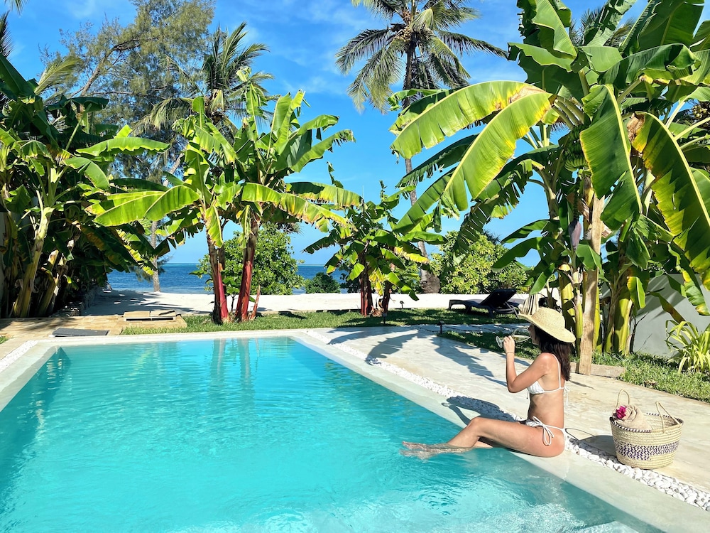 Luxury Lions Villas Zanzibar - with Private Cook&Infinity Pools