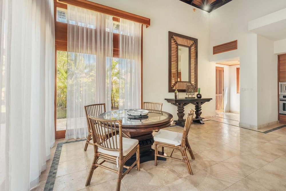 Warm 2BR Bungalow w Pool Backyard in Cap Cana
