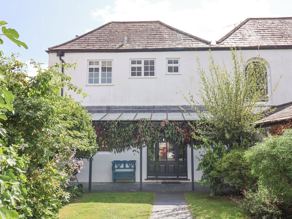Charmouth Lodge