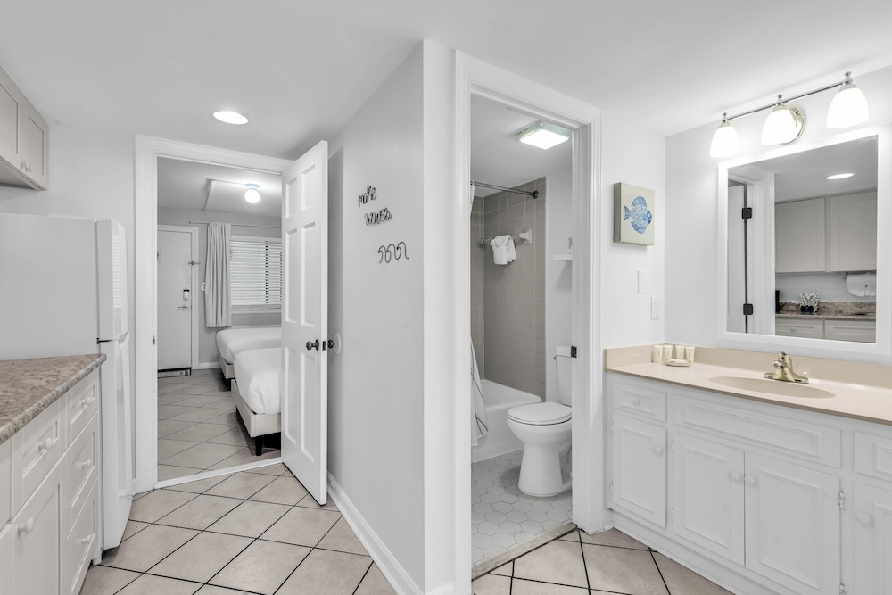 Bluewater Resort 720