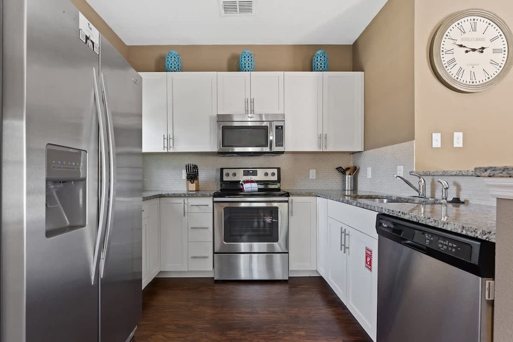 Charming Townhouse 4 BR up to 12 People Wl8972