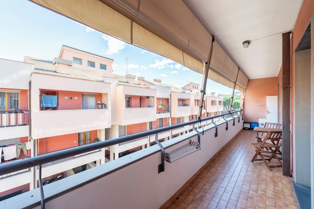 Charming 2-bed flat balcony & parking