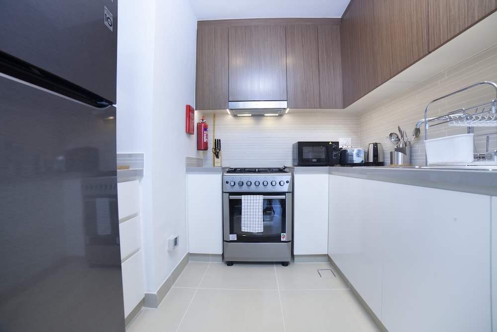 Unit 209 52 42 Tower 1