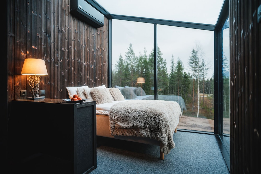 Halo Igloos - Private Sauna & Jacuzzi