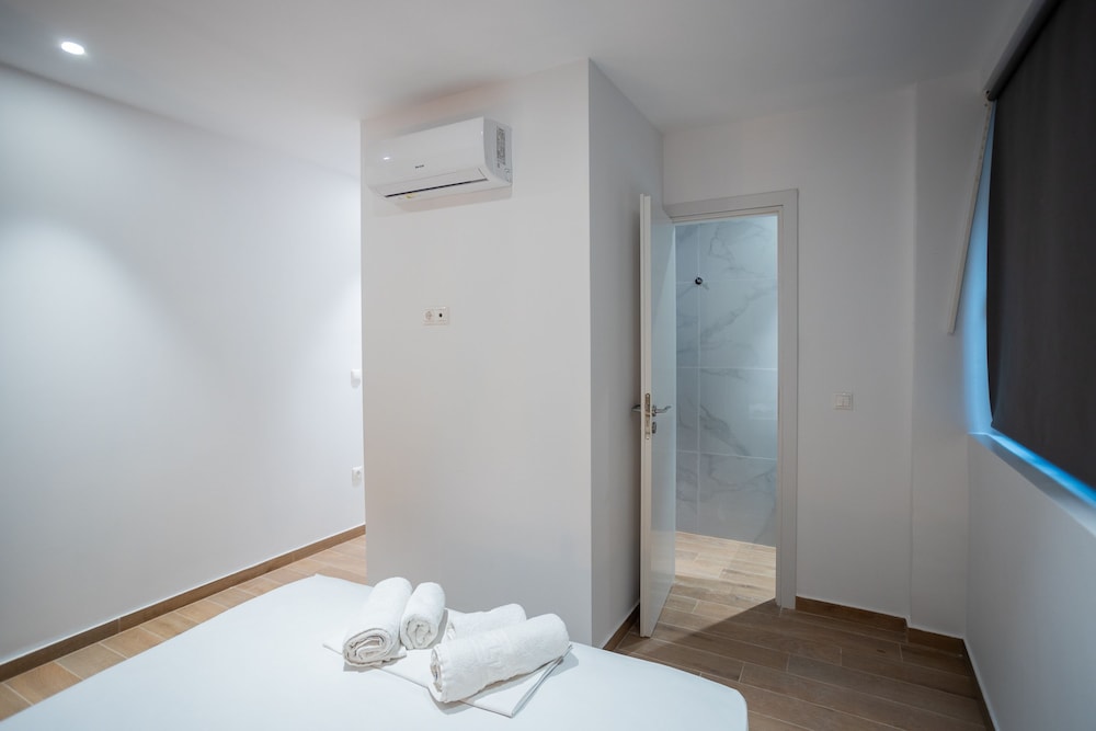 Exclusive 3-bedroom Haven in Kolonaki Center