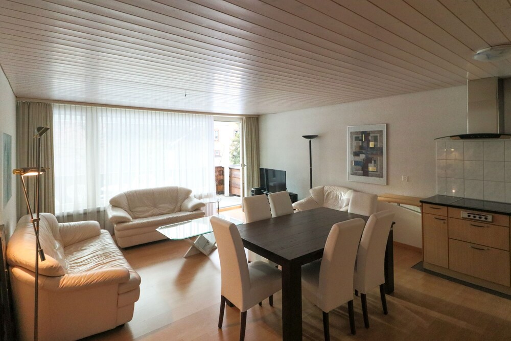 Apartments Cresta