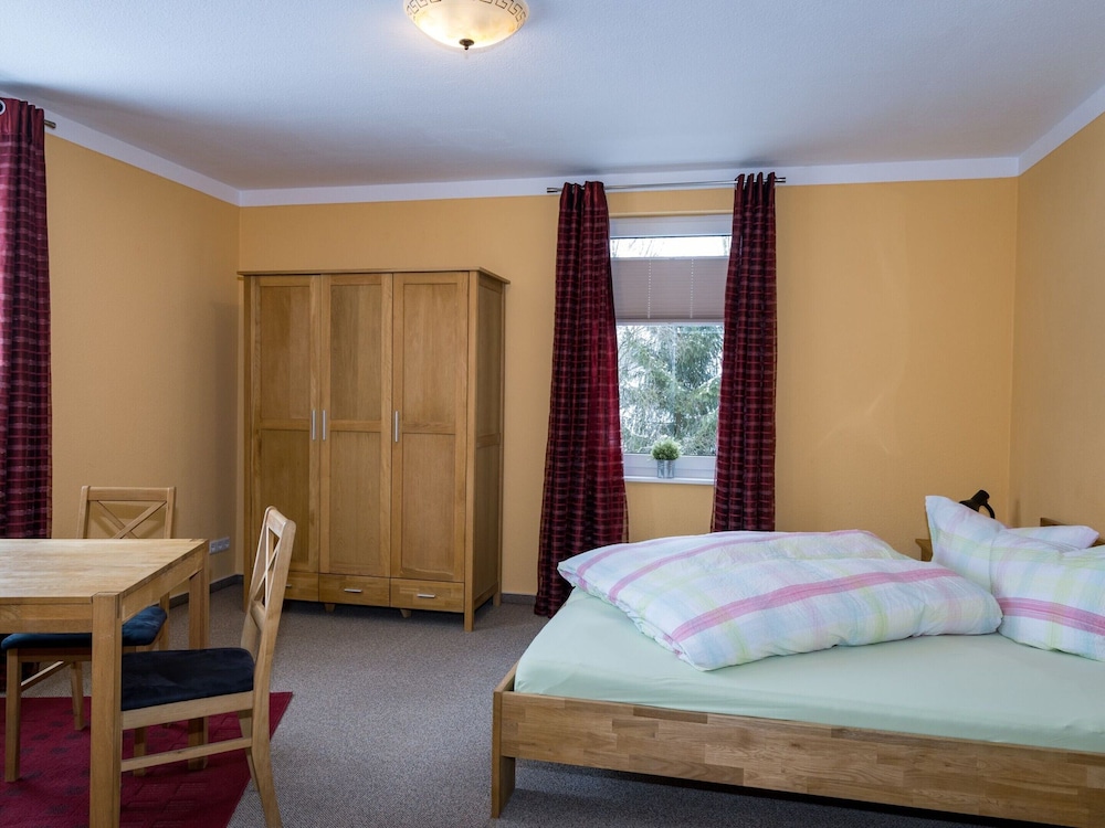 Large Apartment in the Beautiful Sauerland With Garden, Patio and Sauna