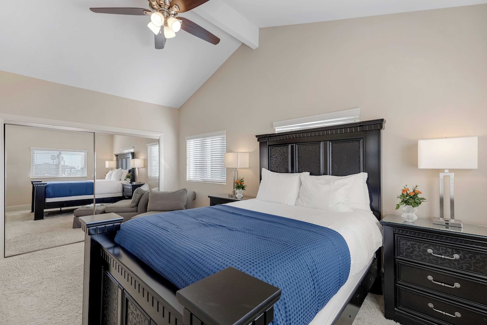 Bordeaux by Avantstay Private Pool, Hot Tub & Game Room Near Temecula