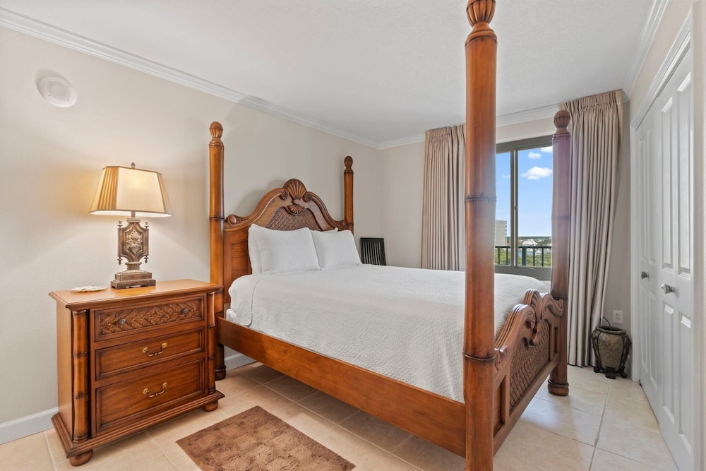 Perdido Towers East 703