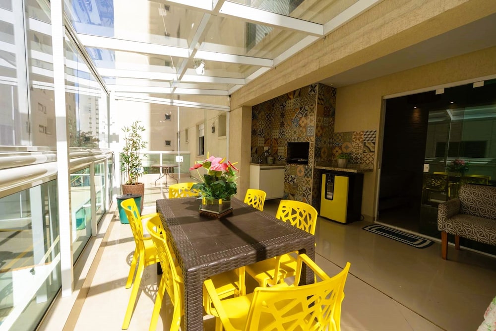 Apto pet Friendly c Churrasqueira a 100m da Praia