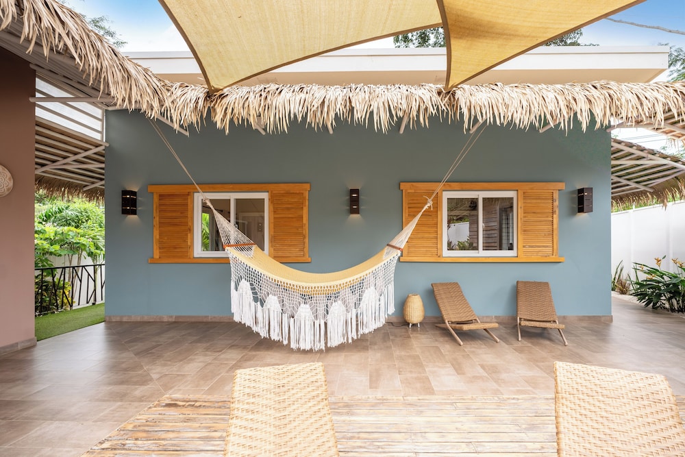 Close to Beach - Gated Community - Villa Salomé