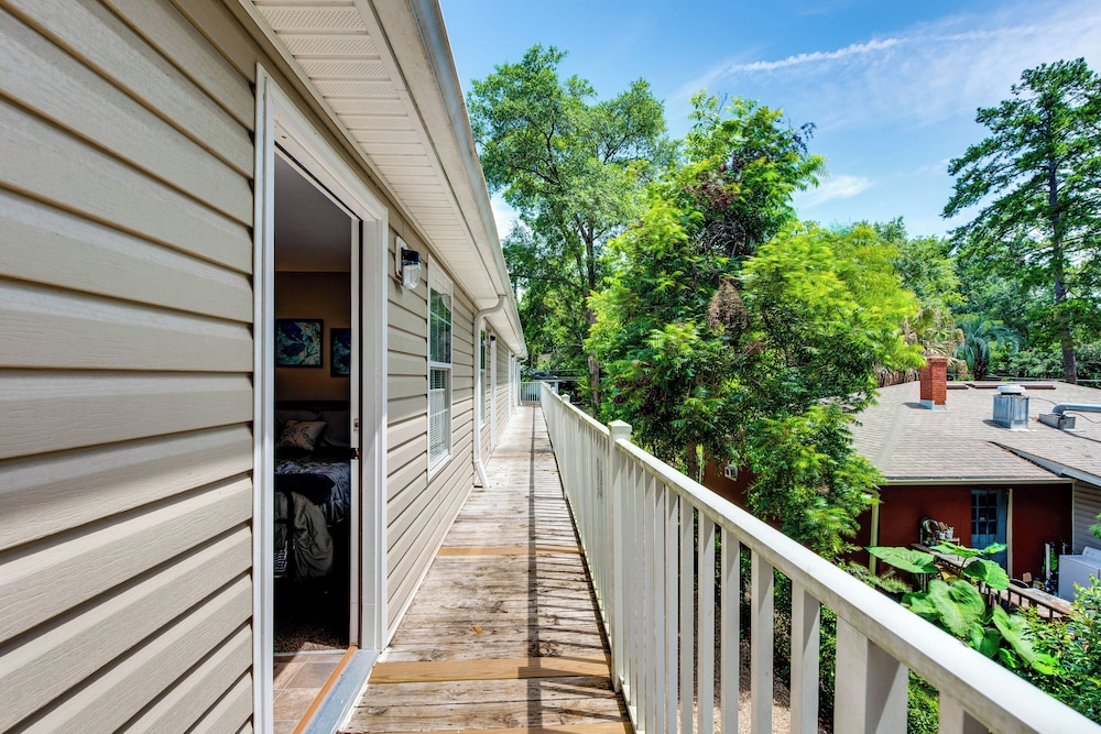Universities, Parks & More: Getaway in Tallahassee