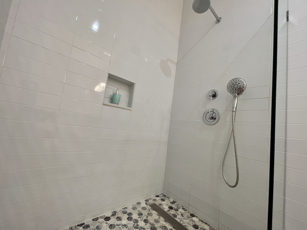 The Cove - Condo Hotel - Perfect Location