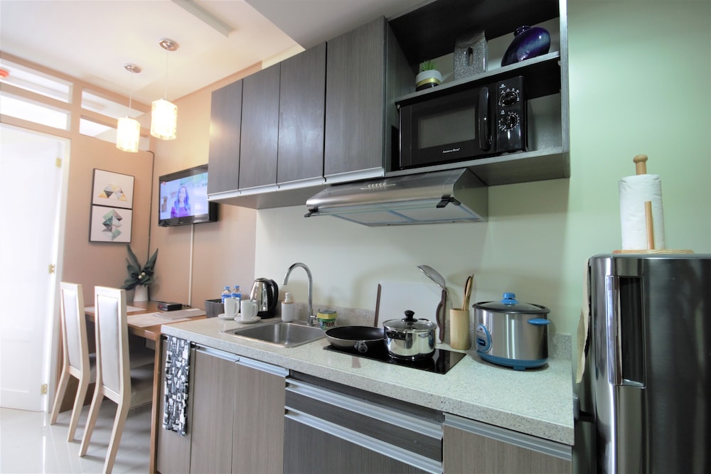 Cebu Vacations - Versteeg Vacations - Horizons 101 - Property Image 17