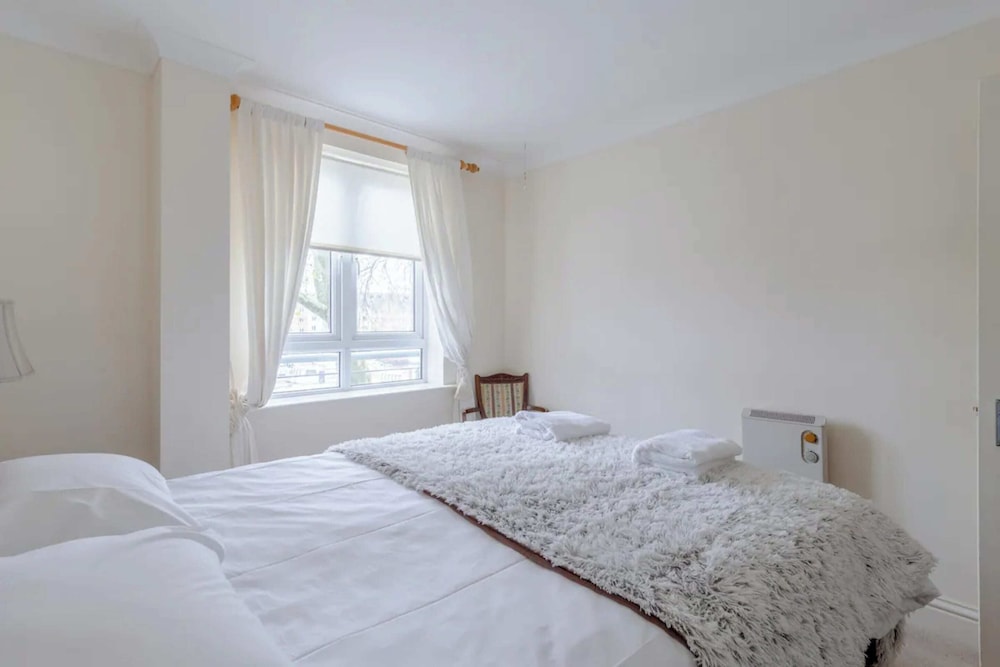 Unique Waterfront 2BD Flat - Rotherhithe