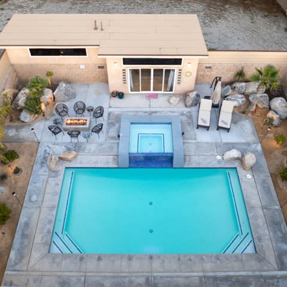The Hidden Springs- Pool Spa Game Room view 3