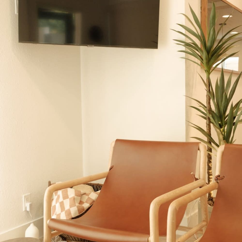 Palm Springs Vacations - Mod Maya Hotel in Palm Springs - Property Image 43