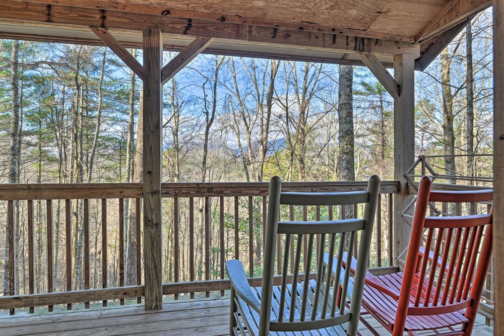Pet-friendly Smoky Mountain Cabin: Hunt & Fish! view 3