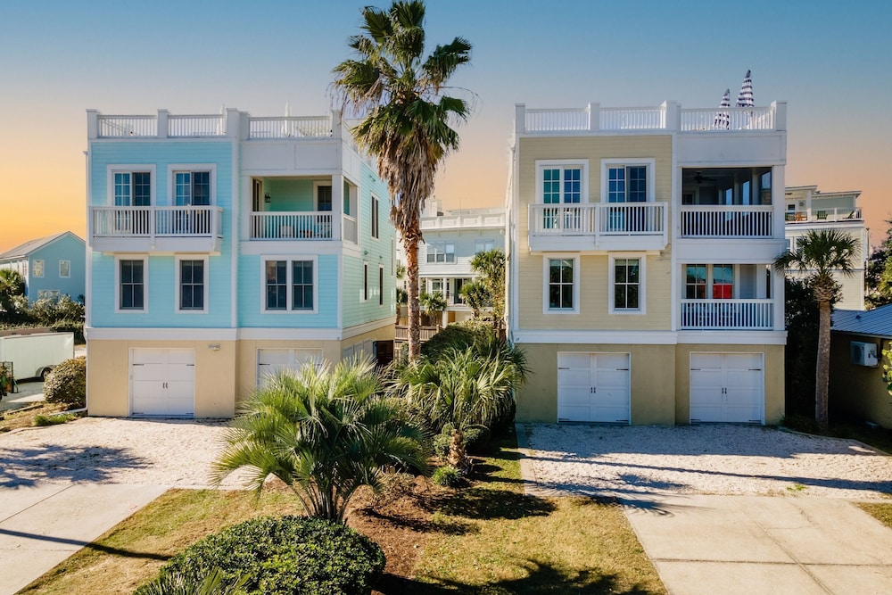 Sand Dune Sea Shell by Avantstay Gorgeous 2 Home Rental w 12 BRs