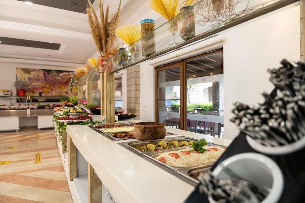 Tiana Beach Tatil Köyü - Her Şey Dahil - Image 35