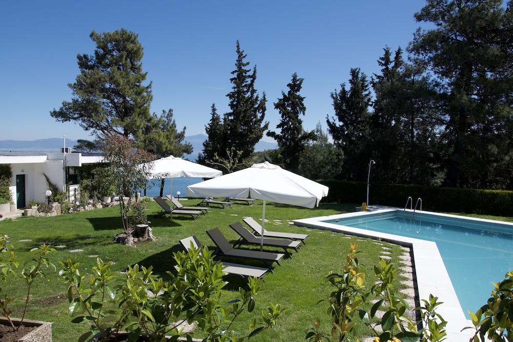 Angelbay Bungalows