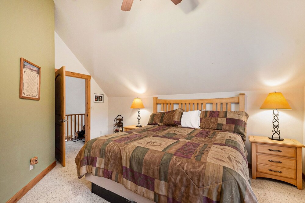 Cozy Solitude Cabins - Estes Park CO