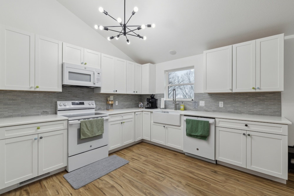 Lost Ridge Retreat 5 Bedroom Home