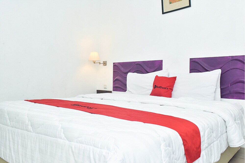 RedDoorz near Bromo Pasuruan view 3