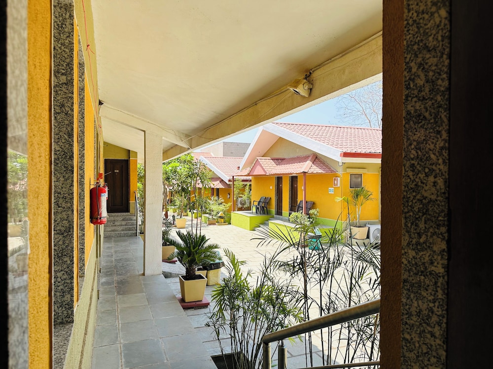 LION PARK HOTEL AND RESORT
