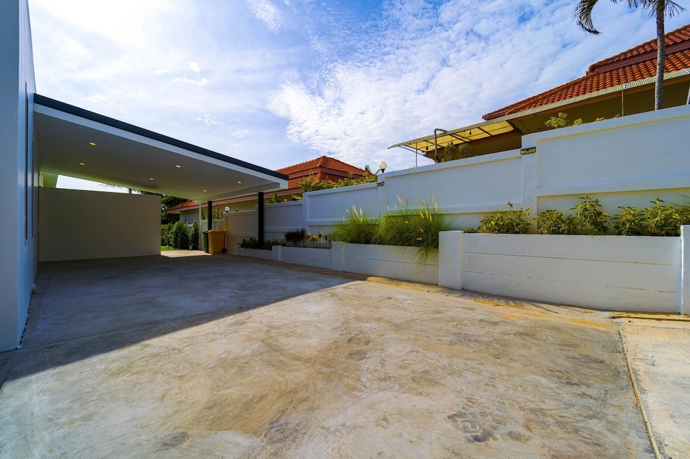Luxury Villa at Palm Hills GolfClub PH4A
