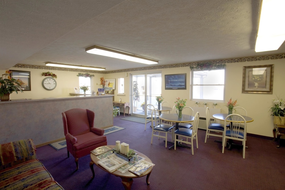 Americas Best Value Inn Litchfield view 2