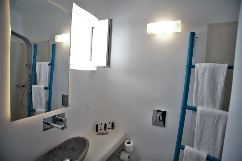 Mykonos Moussa Suites