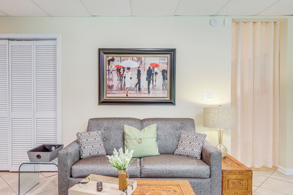 Cozy Jonesboro Studio w/ Patio ~ 22 Mi to Atlanta!
