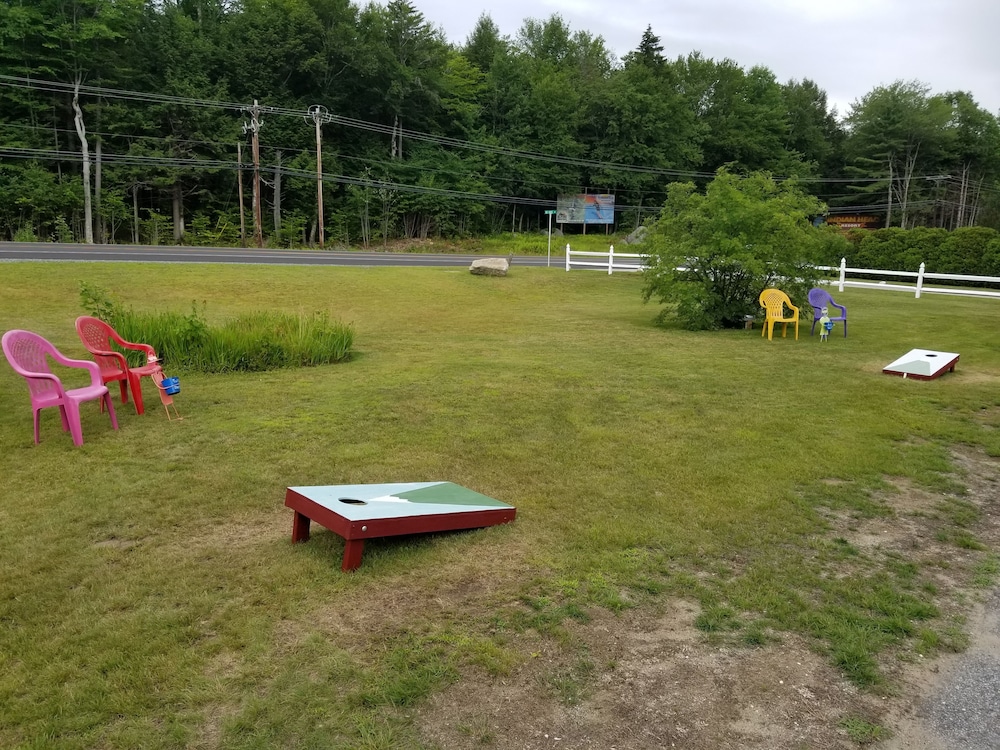 White Mountain Motel And Cottages