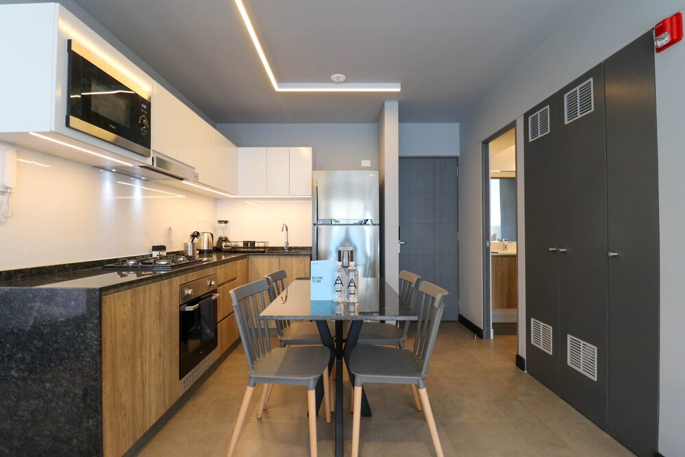 w Magnificent 2BR w Great Balcony in San Isidro