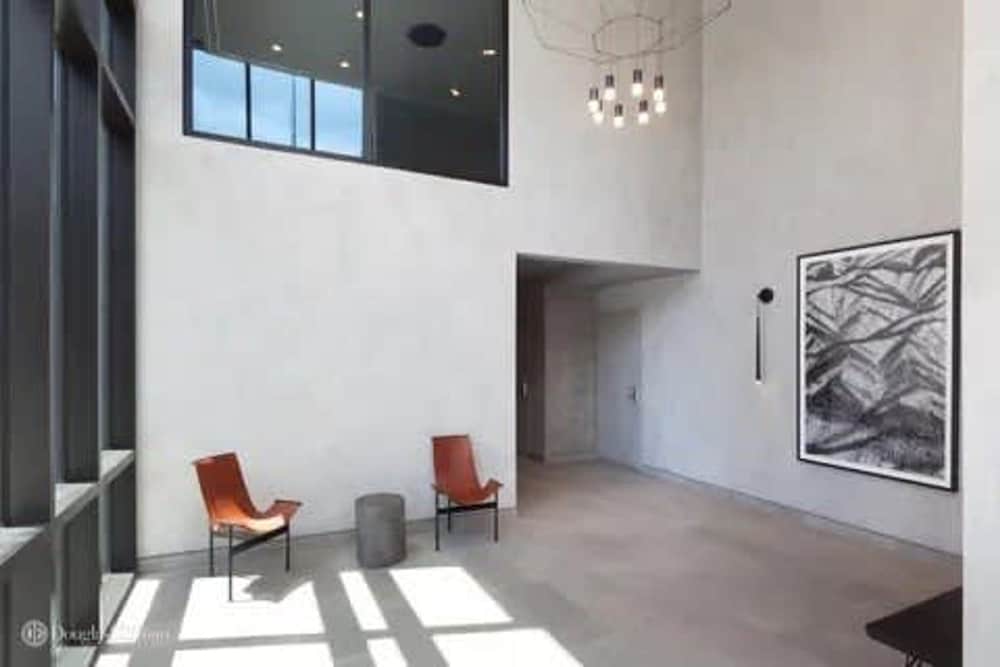 Houston by Rove Travel Patio Shared Rooftop