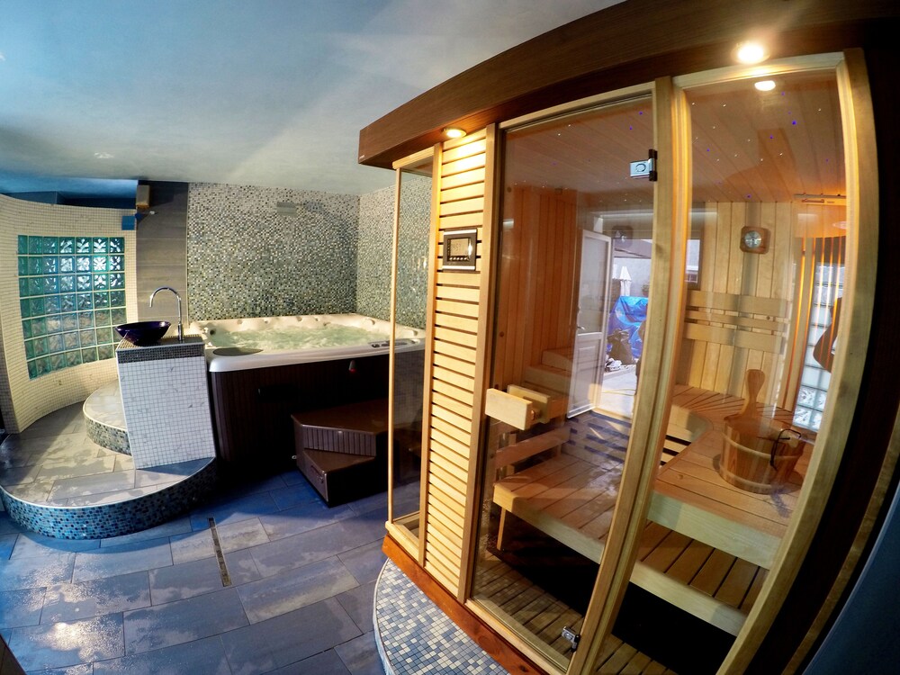 Exclusive B&B Sweet Home & Wellness photo 2