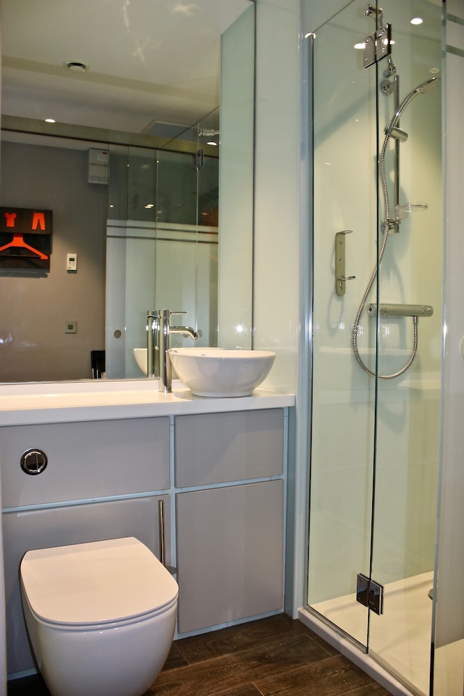 easyHotel Belfast
