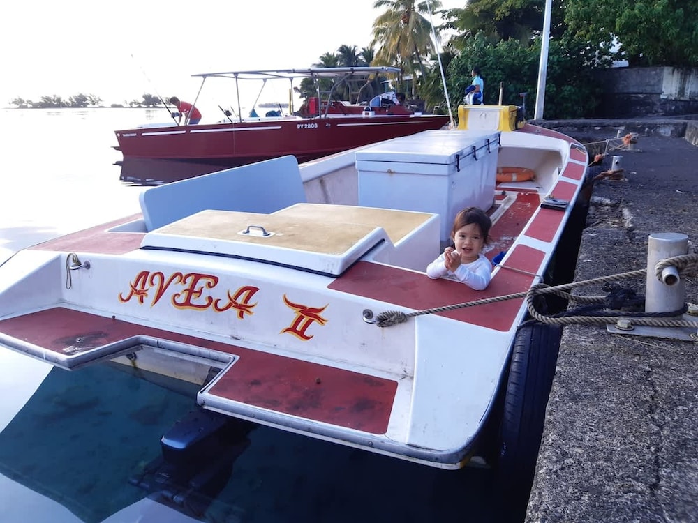 Fare Avea in Mahina With 3 Bedrooms and 2 Bathrooms