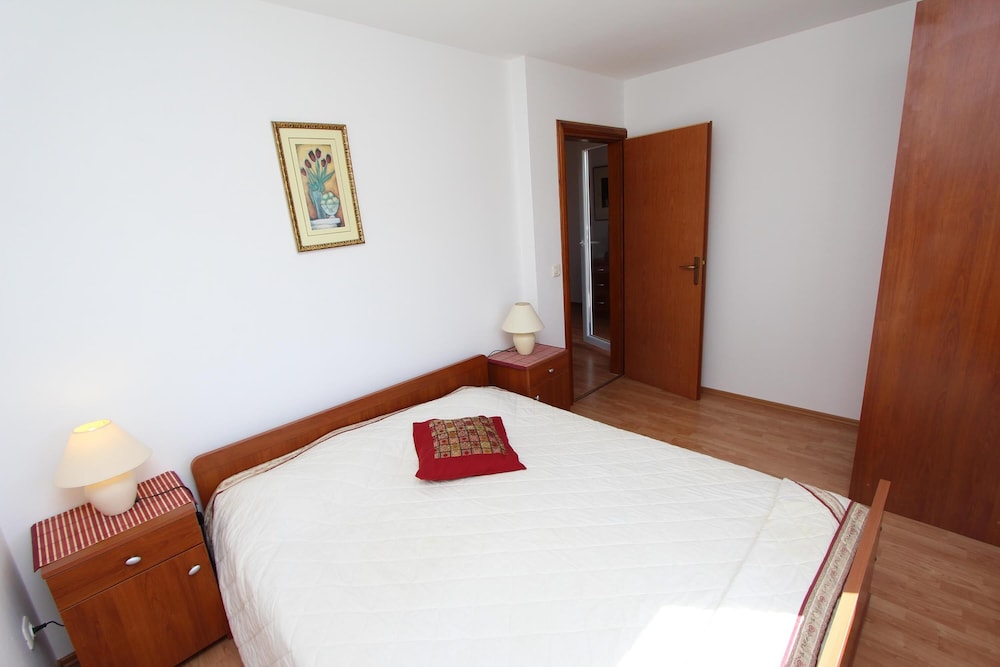 Apartments Ulika view 5