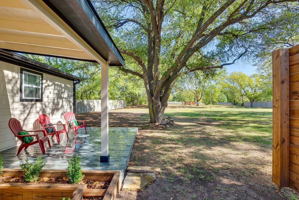 Couples Retreat In Canton w/ Patio, Trail & Yard! view 5